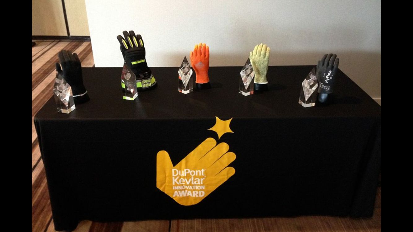 2015 DuPont™ Kevlar® Glove Innovation Award Winners 2015 DuPont™ Kevlar® Glove Innovation Award Winners