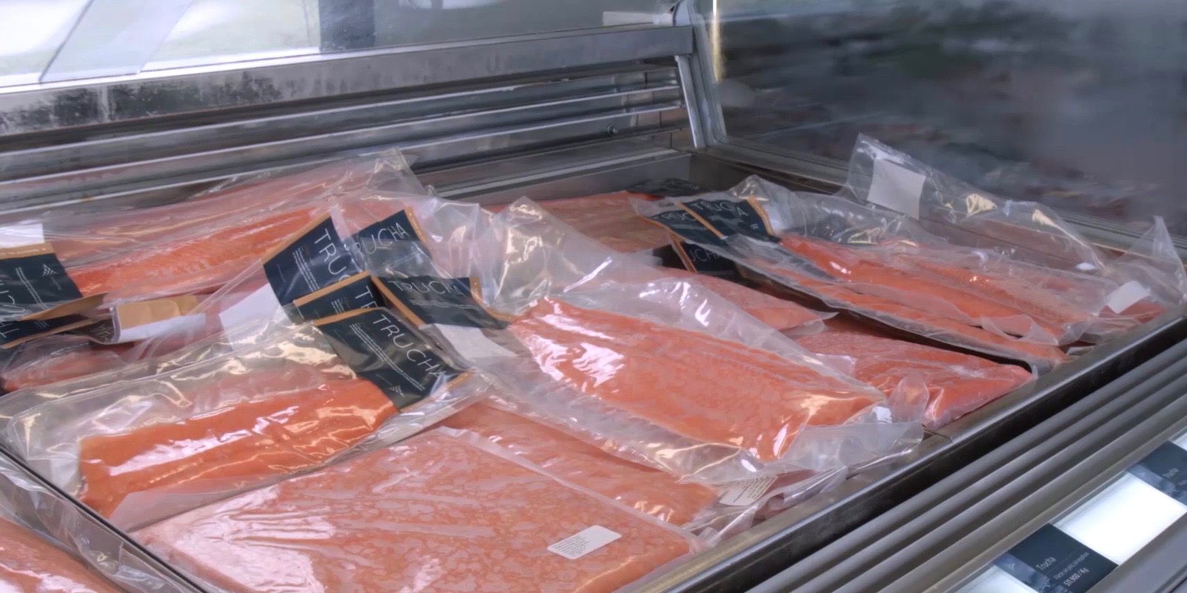 Frozen Salmon Packaging DuPont Packaging DuPont USA